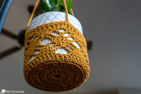 crochet plant hanger pattern hanging planter holder
