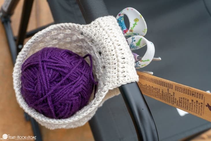 camping chair cozy crochet pattern with cup holder and pockets