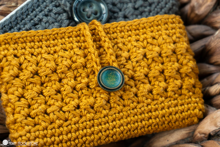crochet wallet stitch detail durable texture