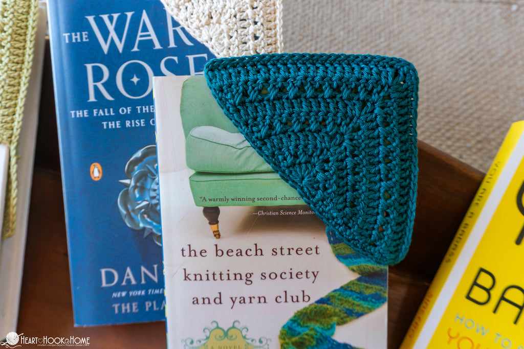 crochet corner bookmark pattern floral design on book page