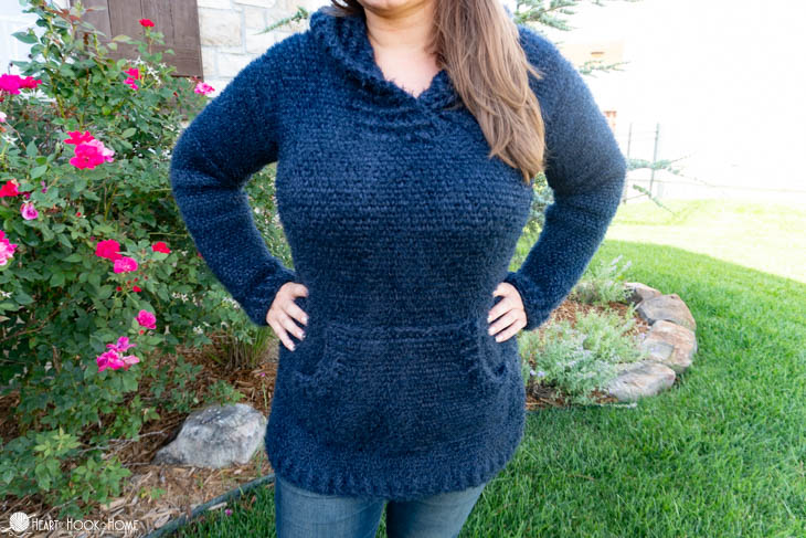 woman wearing oversized crochet hoodie pattern