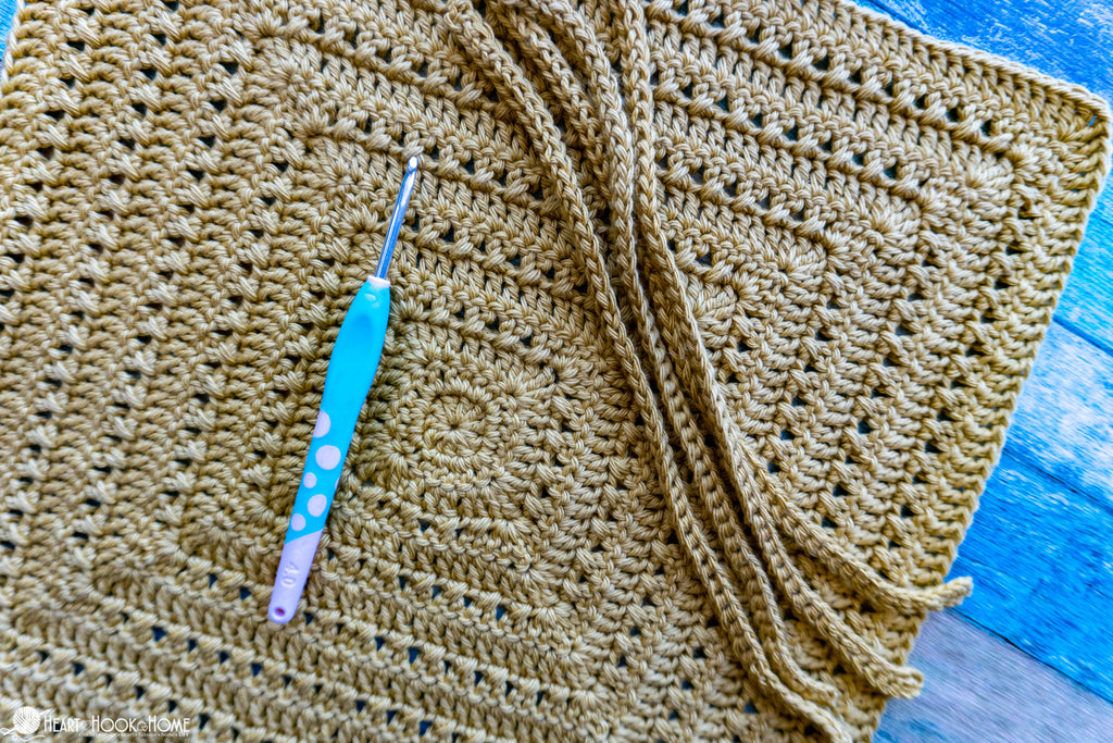 close up crochet cat hammock straps and stitch detail