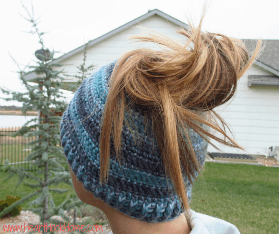 messy mom bun beanie crochet pattern ponytail hat design